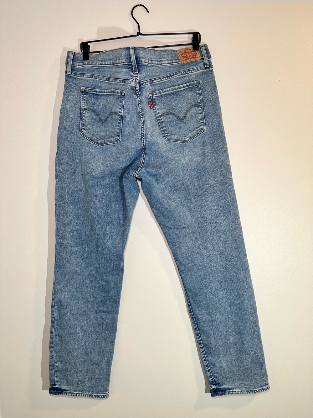 Levi's 314 Shaping Straight Light Blue Jeans